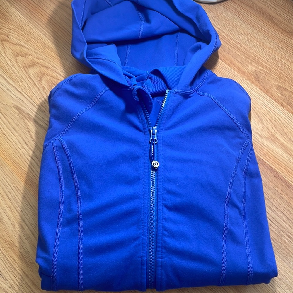 LULULEMON BRIGHT ROYAL BLUE ZIP UP HOODIE JACKET SIZE 6